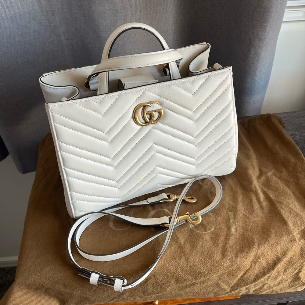 Authentic Gucci 2way matelasse